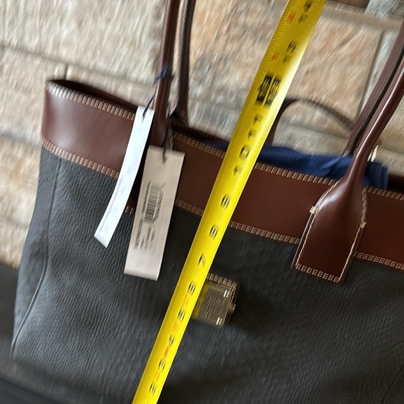 NWT Dooney Amelia shoulder bag - Picture 7 of 9